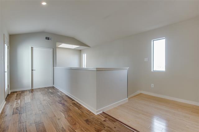 Building Photo - 4235 Holland Ave
