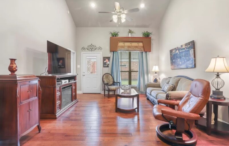 Building Photo - 14239 Woodchase Ct