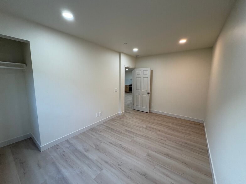 Building Photo - 228 W Colorado Blvd