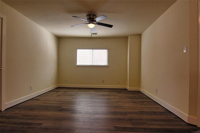Building Photo - 6331 Torrance Elms Ct
