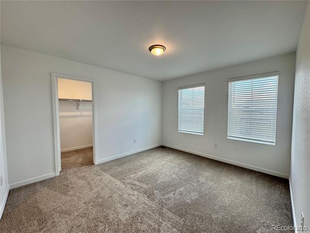 Building Photo - 4858 Astor Pl