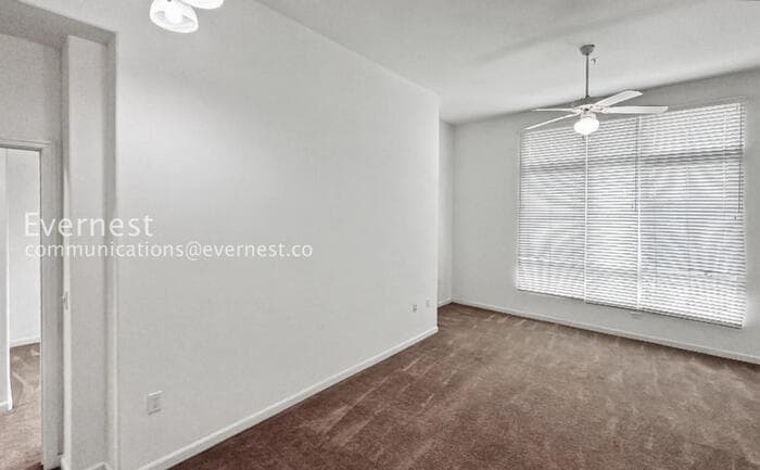 Building Photo - 1101 S Main St