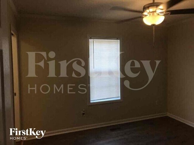 Building Photo - 105 Prince St