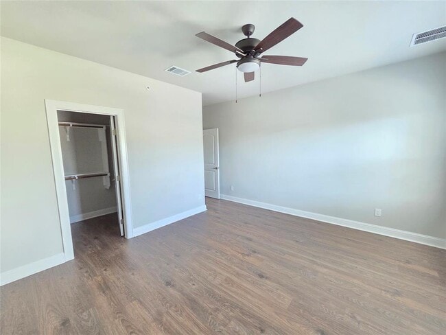 Building Photo - 600 C-Bar Ranch Trl