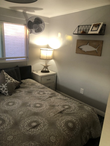 Building Photo - 9312 Dempster Dr