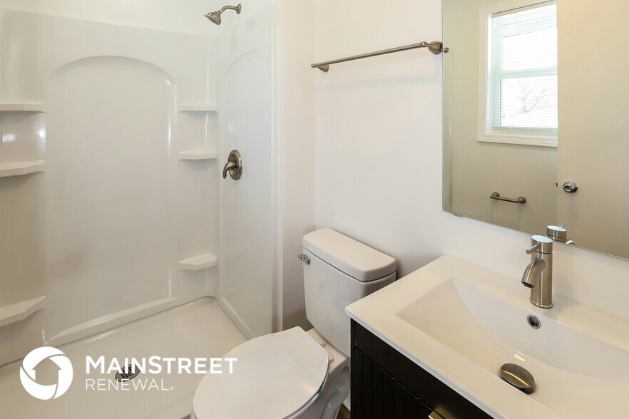 Building Photo - 11119 N Harrison St