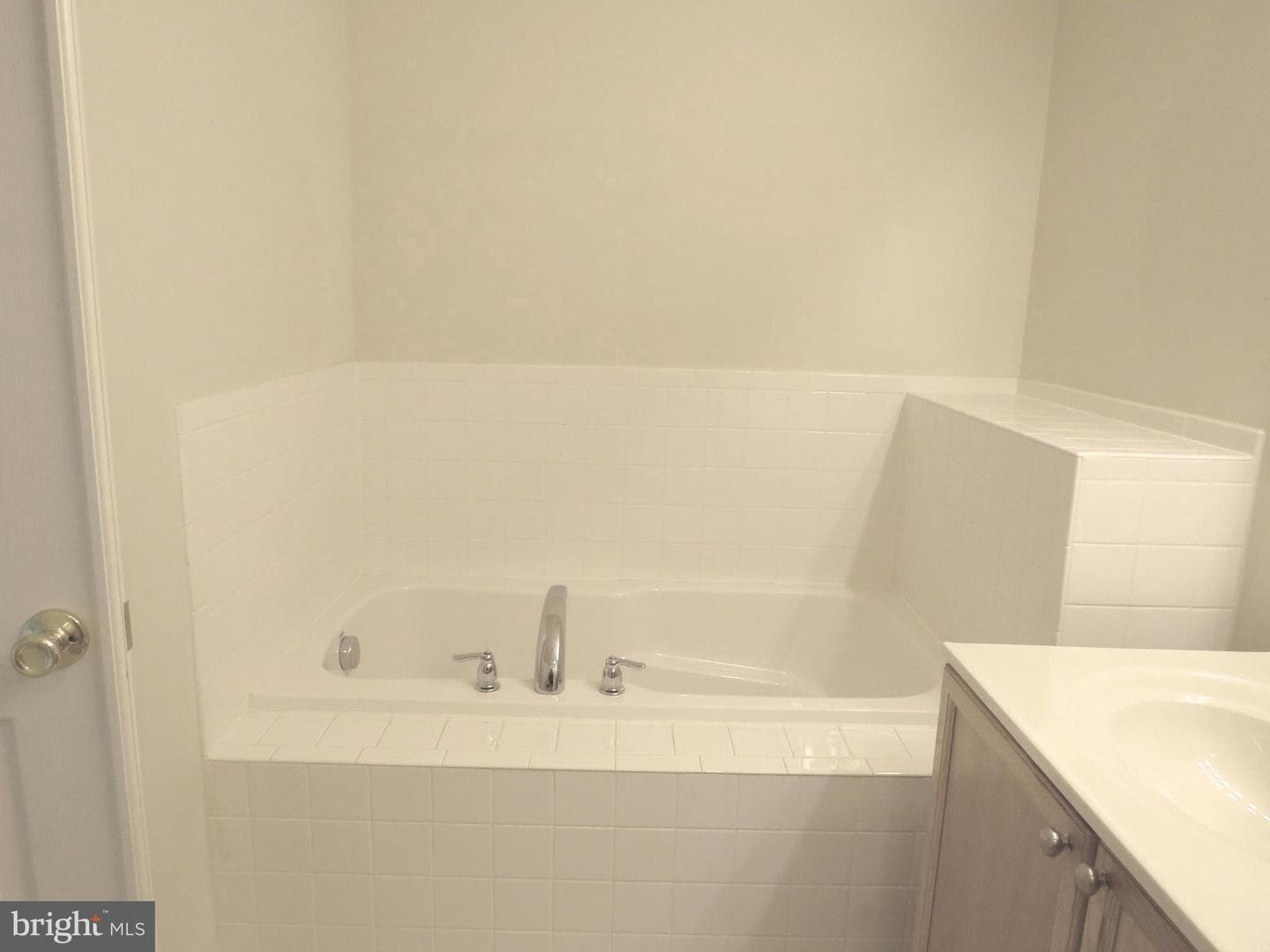 Building Photo - 46 Desert Rose Way