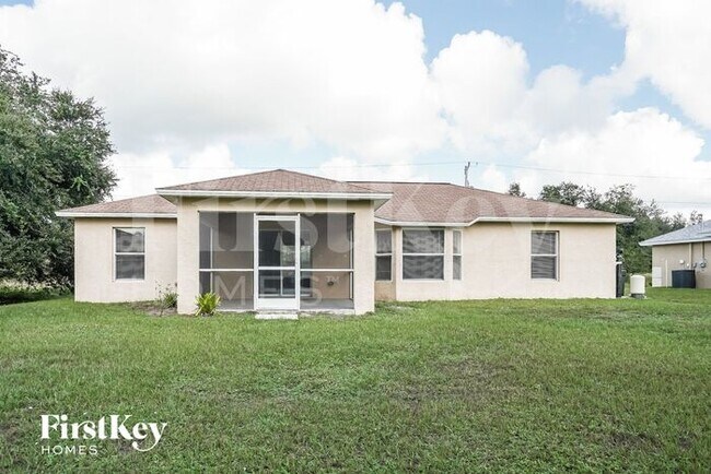 Building Photo - 2511 52nd St SW