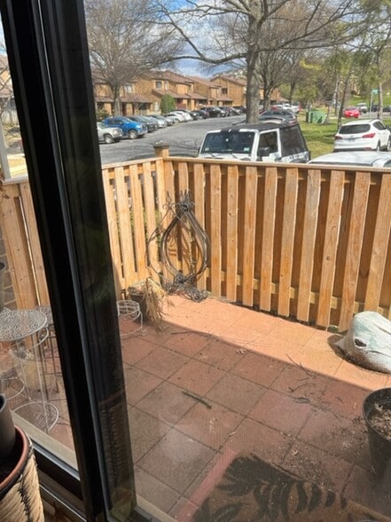 patio - 3149 Berry Rd NE