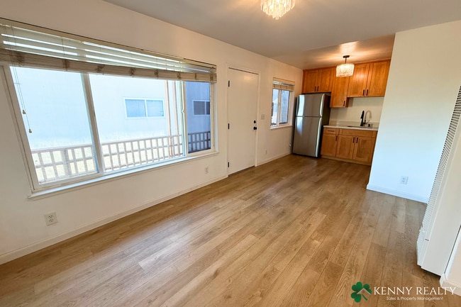 Building Photo - 240 San Diego Ave