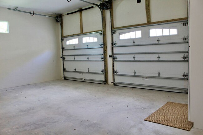 Building Photo - Fully Furnished 3 Bedroom, 3.5 Bath Home with Stunning Intracoastal views with dock