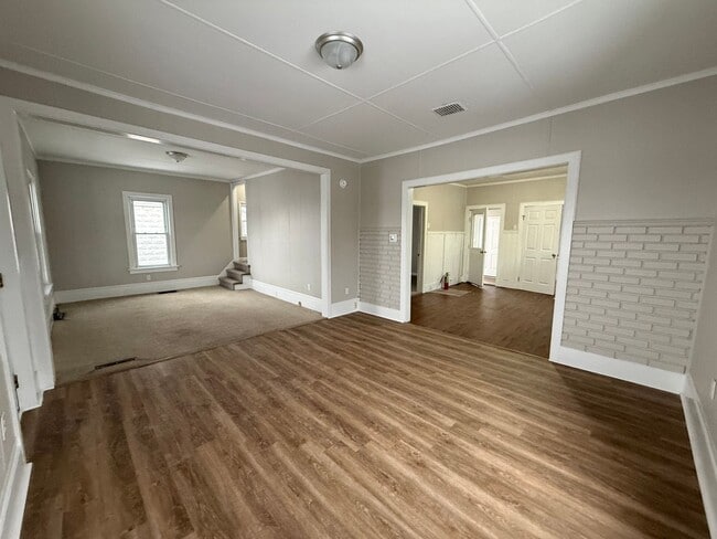 Building Photo - Stone Fortress Plaza Holdings, LLC