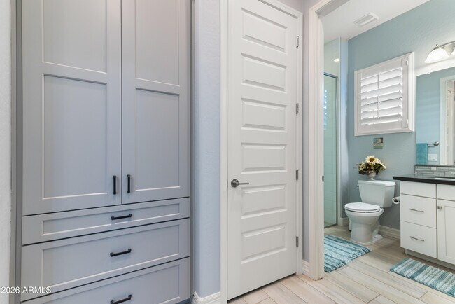 Building Photo - 20942 W College Dr