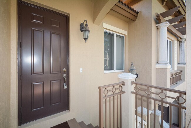 Building Photo - 3033 Waterside Cir