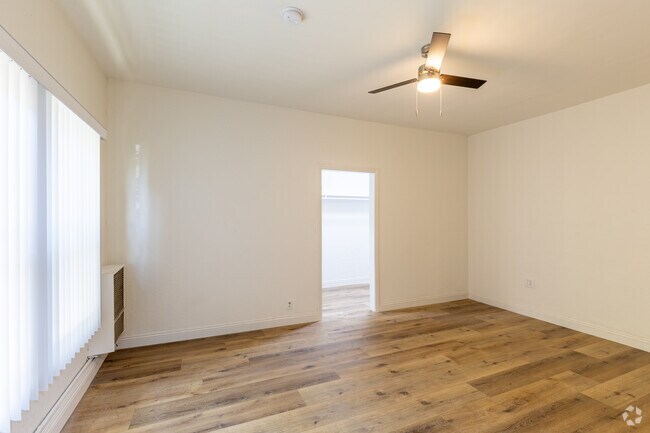 Studio - 425SF - Studios available in East Hollywood, Los Angeles