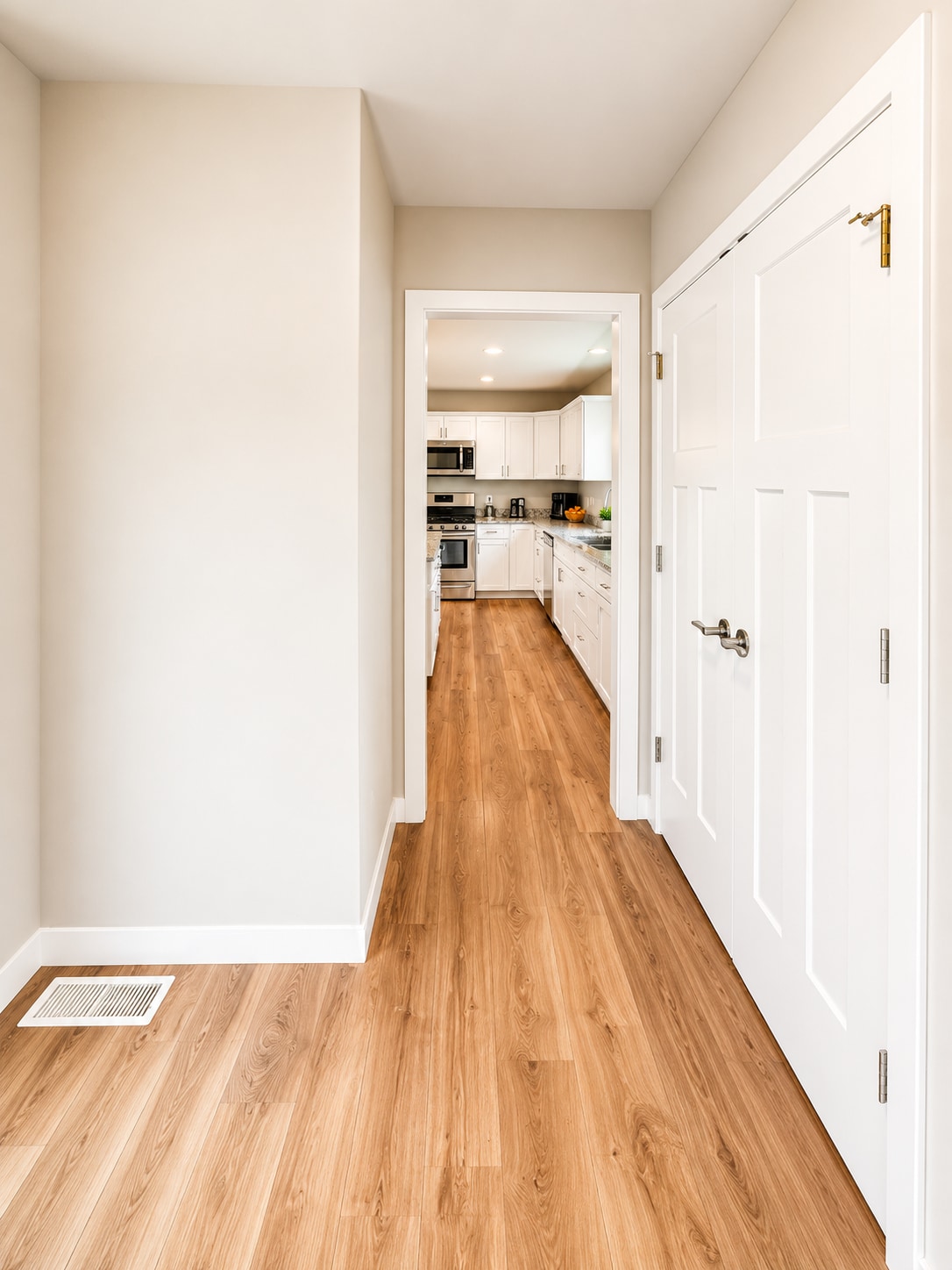 Hallway - 1907 Eggum Rd