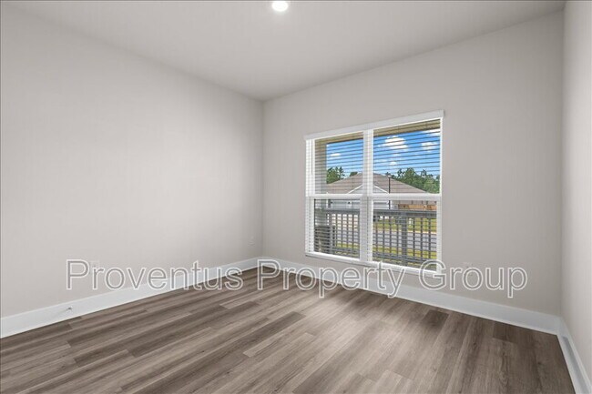 Building Photo - 3136 Silver Maple Dr
