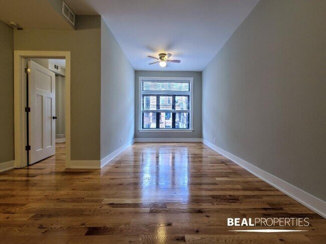 Primary Photo - 2 bedroom in CHICAGO IL 60657