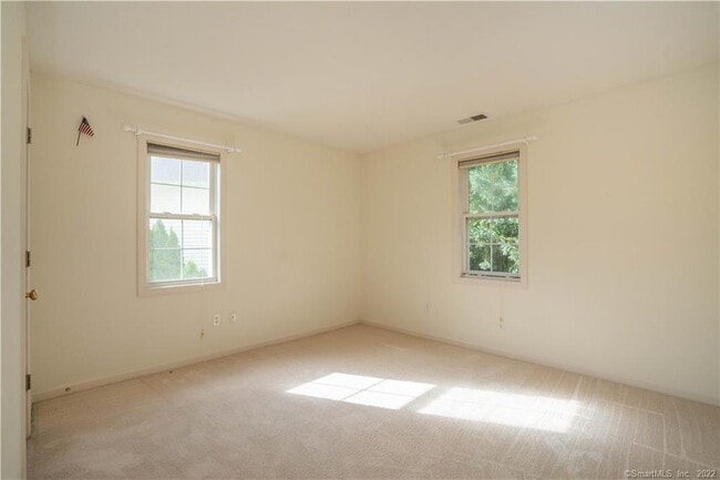 Building Photo - 47 Pepper Bush Ln