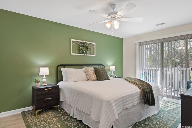 Building Photo - 1204 River Oaks Dr