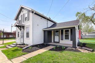 Building Photo - 10944 Front St