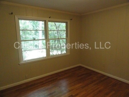 Building Photo - 950 Homewood Ct