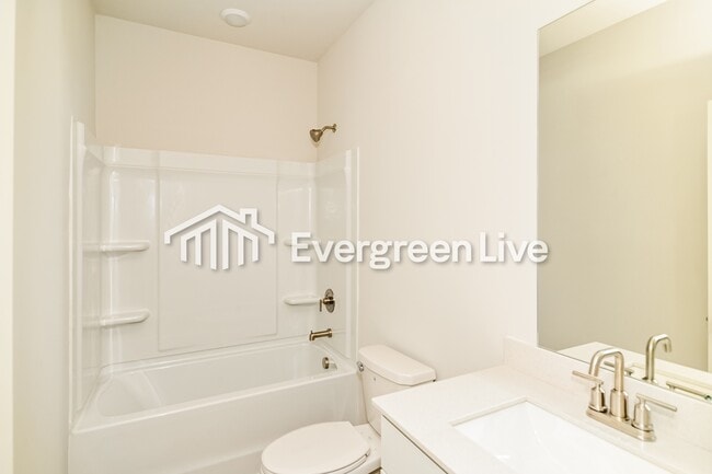 Building Photo - 692 Shoemaker Ln