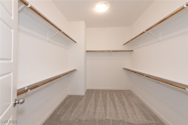 Building Photo - 693 Rogue Wave St
