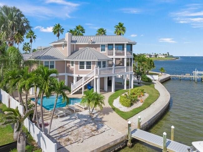 Building Photo - 527 56th St