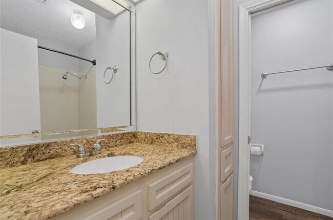 Building Photo - 18104 Starboard Dr