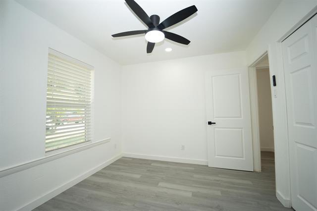 Building Photo - 404 Westwood Dr