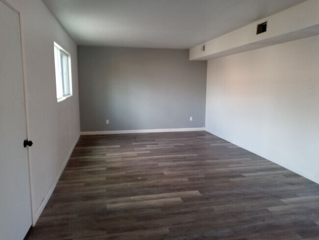 Interior Photo - East 12th Townhomes and Apartments