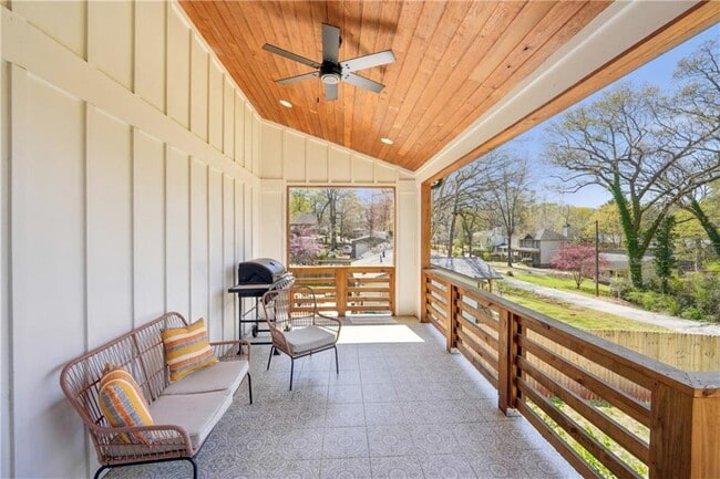 Building Photo - 3087 Alston Dr
