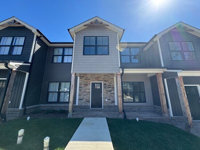 Primary Photo - Sunburst Villa Luxury Townhouse