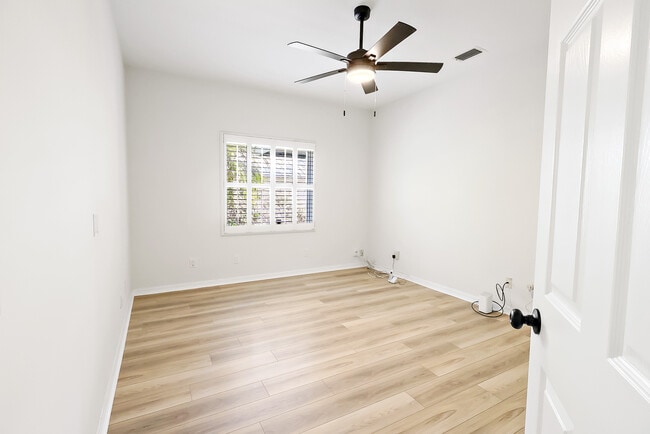Building Photo - 410 Arrowhead Trail