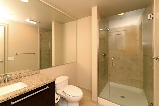 Building Photo - 425 1st St