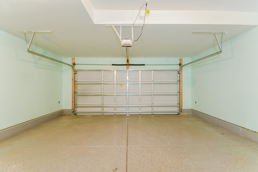 Building Photo - 854 Stable Fern Dr