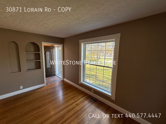 Building Photo - 30871 Lorain Rd