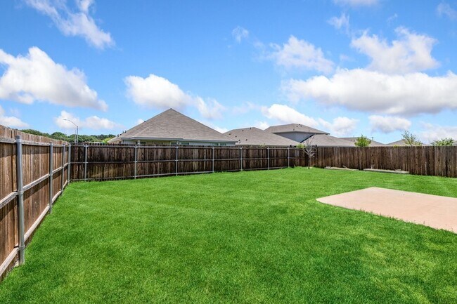 Building Photo - 6312 Spooky Cat Trl