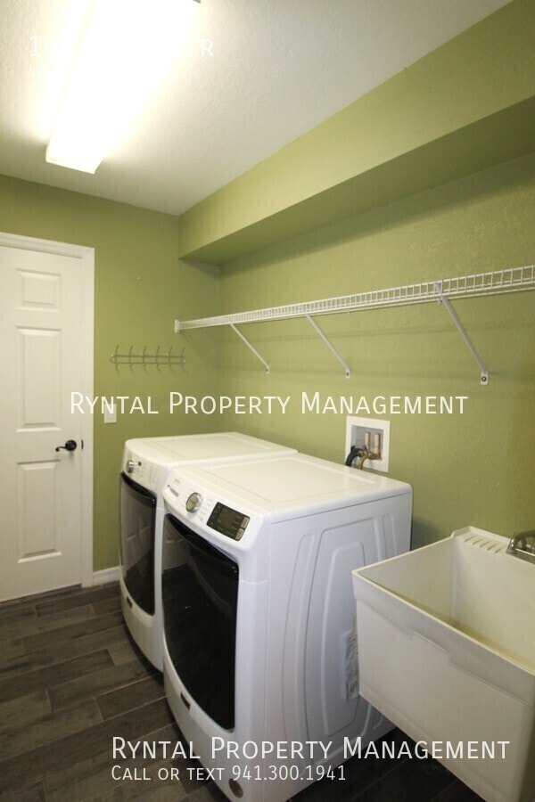 Building Photo - 1639 Lace Terrace