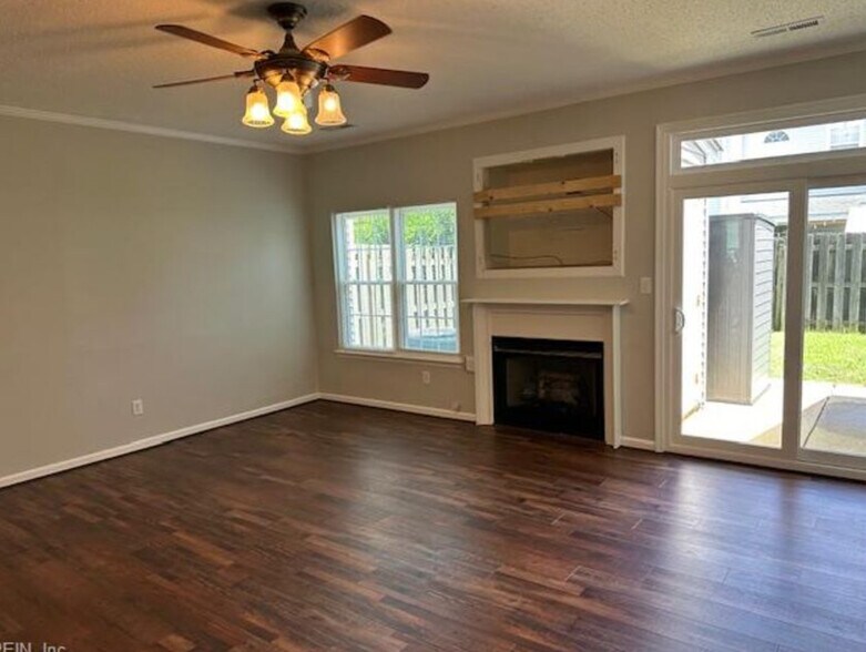Building Photo - 2460 Dillingham Rd
