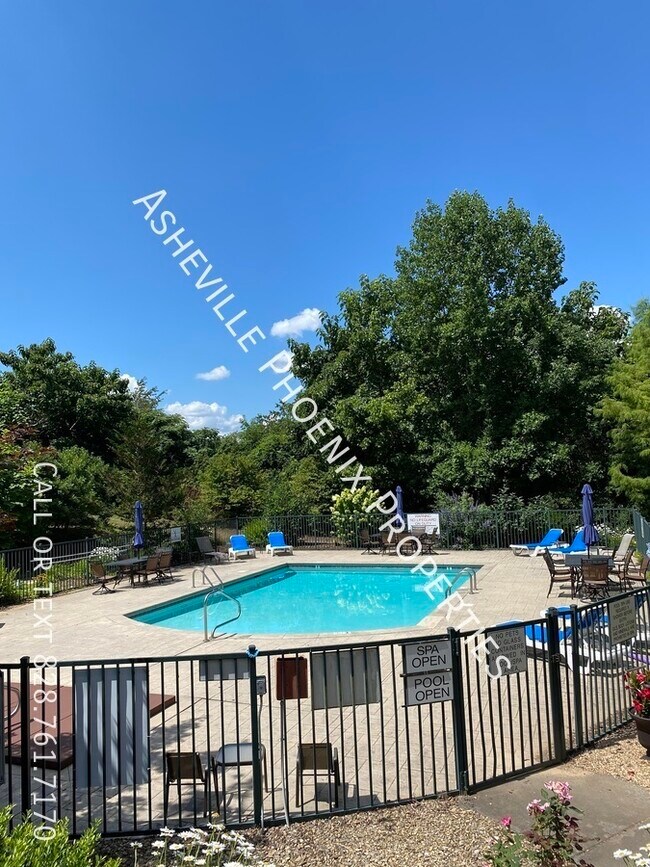 Building Photo - 9 Kenilworth Knls