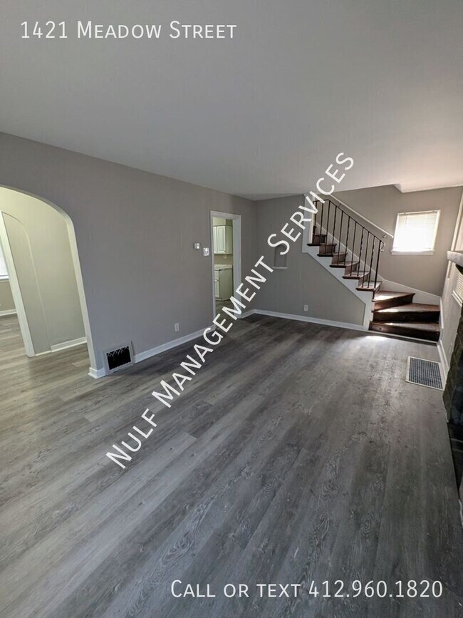 Building Photo - 1421 Meadow St