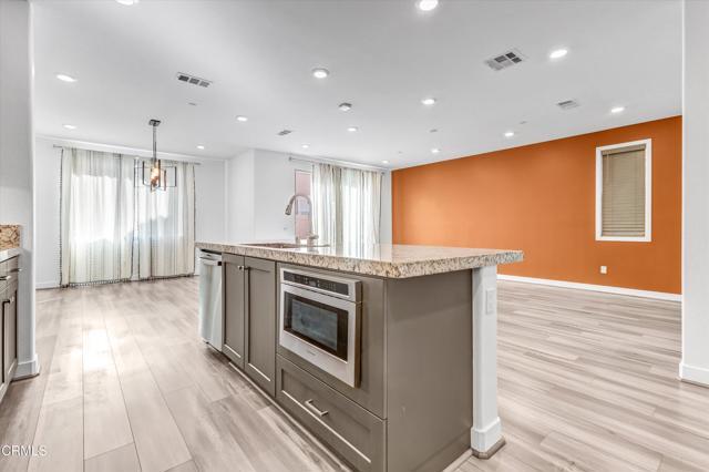 Building Photo - 551 Jubilee Pl