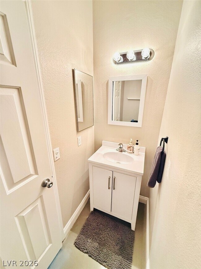 Building Photo - 6516 Sierra Diablo Ave