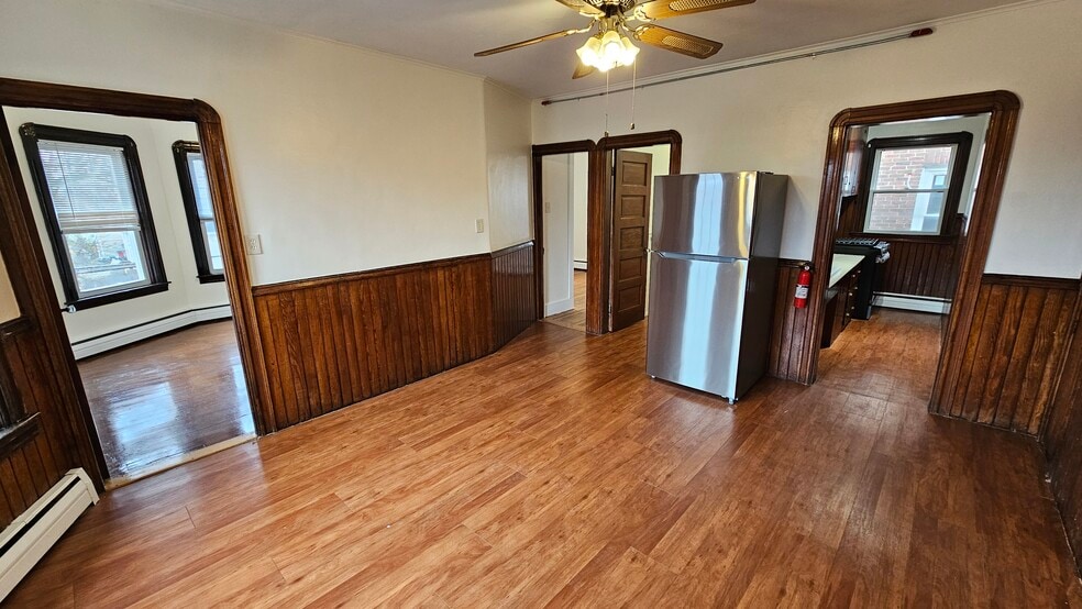 Building Photo - 508 Pawtucket Ave