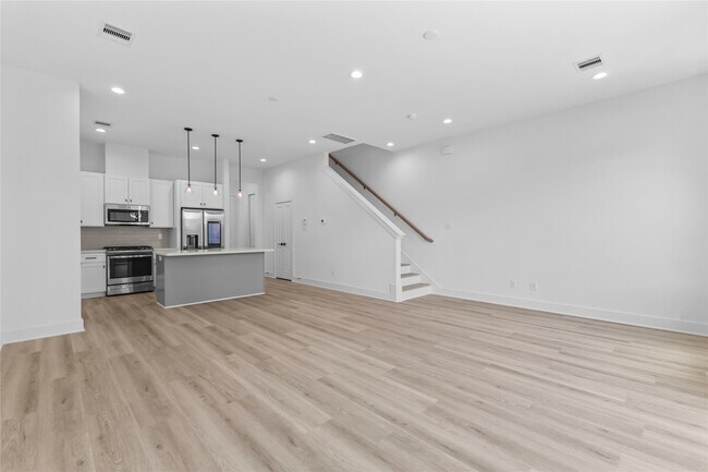 Building Photo - 3426 Bolin Rd