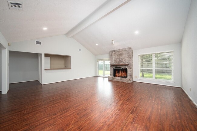 Building Photo - 2838 Colony Dr