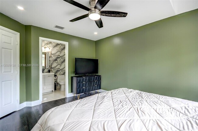 Building Photo - 14014 SW 91st Terrace