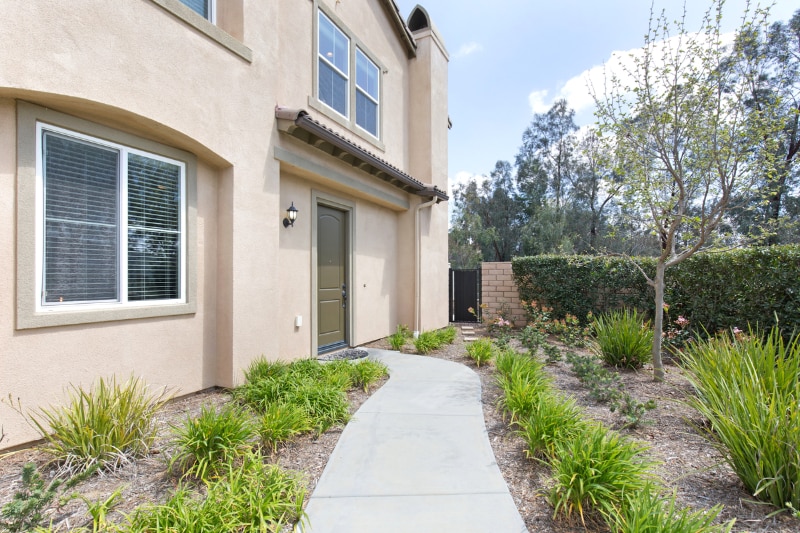 Building Photo - 43148 Avenida Cielo